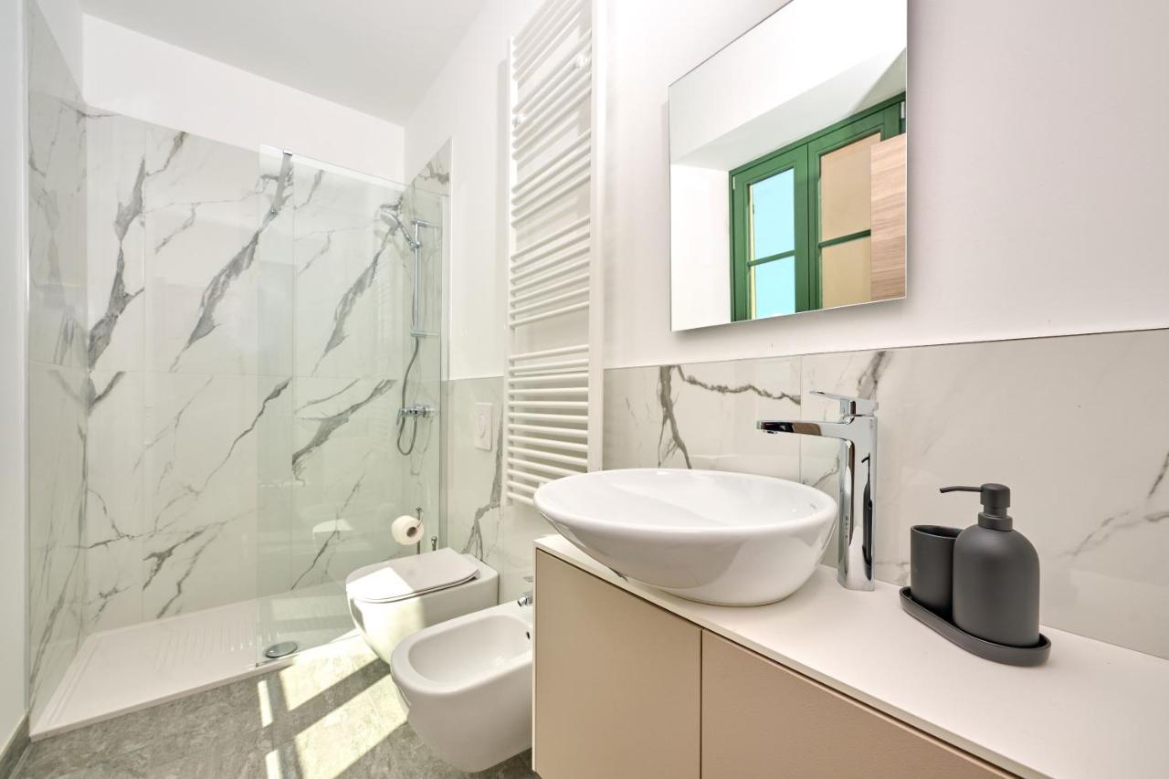 Ca Del Lasco - Modern Apartments In Classic Villa Bellano Buitenkant foto