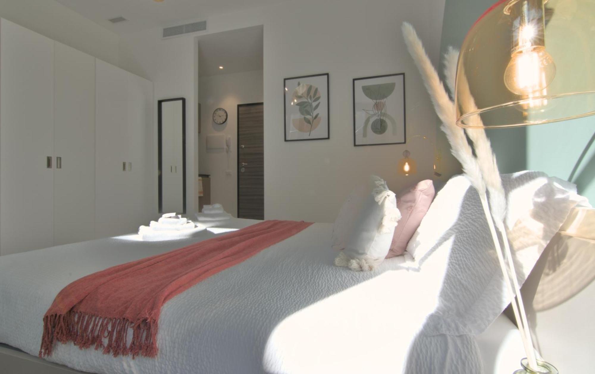 Ca Del Lasco - Modern Apartments In Classic Villa Bellano Buitenkant foto