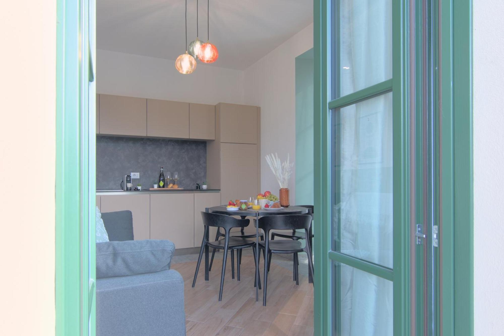 Ca Del Lasco - Modern Apartments In Classic Villa Bellano Buitenkant foto