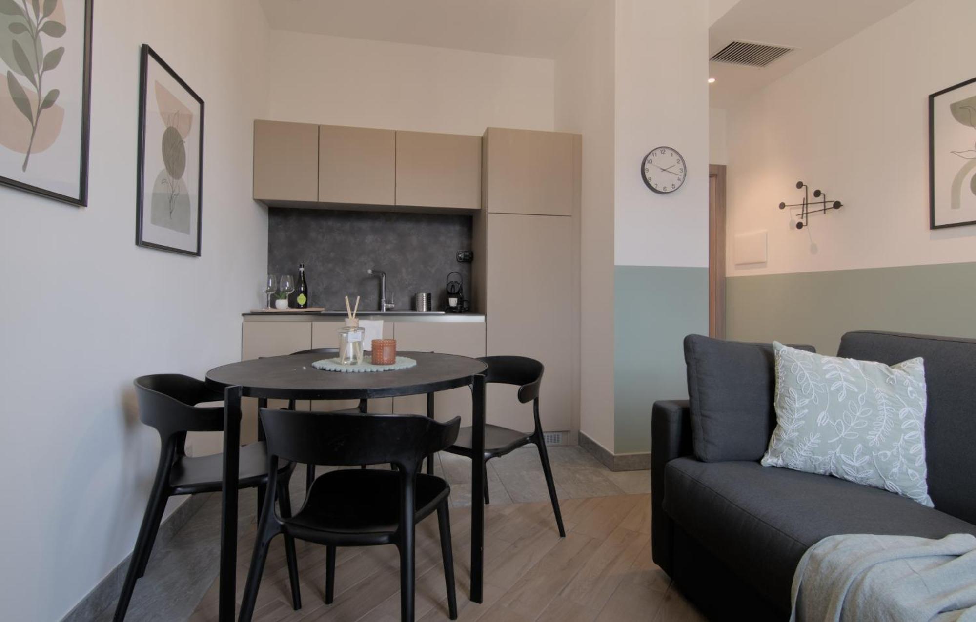 Ca Del Lasco - Modern Apartments In Classic Villa Bellano Buitenkant foto